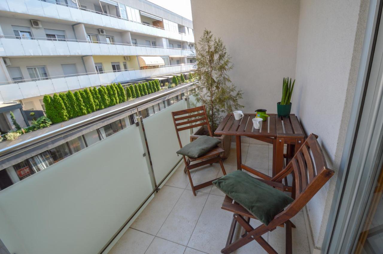 Spacious Studio Park City Novi Sad Exterior foto